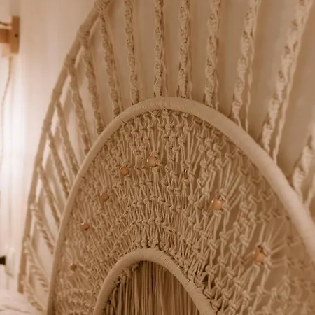 Casamia بيت ضيافة كاستلانيتا