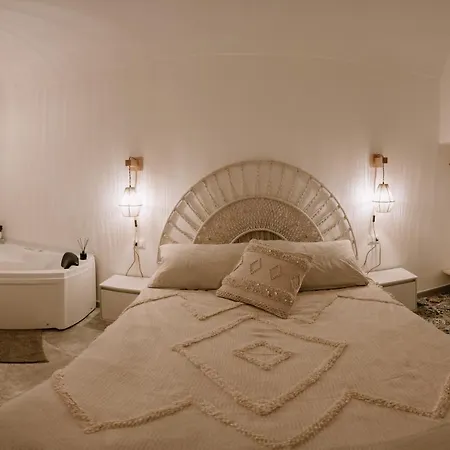 Casamia كاستلانيتا