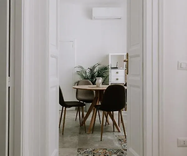 Casamia بيت ضيافة 4*